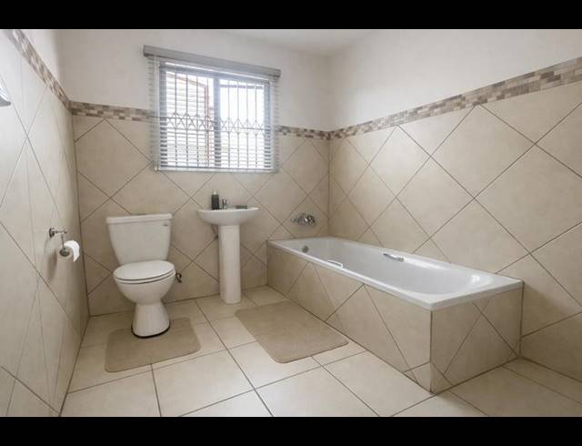 3 BEDROOM HOUSE FOR SALE IN AMANDASIG